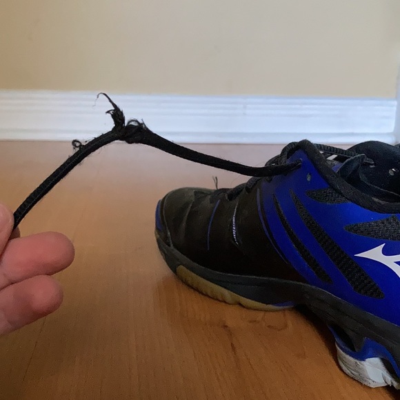 Mixing Wave Lightning Court Shoes - Picture 5 of 6